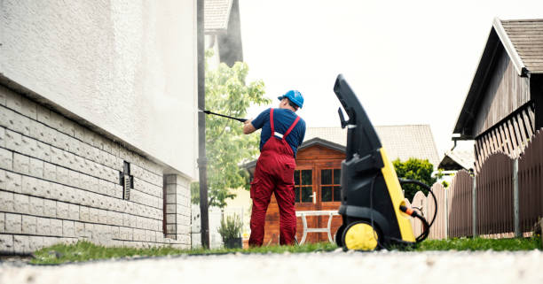 Best Deck Pressure Washing  in Stuart, IA